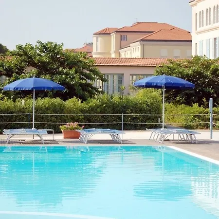 Resort Principi Di Piemonte Aparthotel