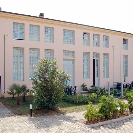 Aparthotel Resort Principi Di Piemonte Tirrenia
